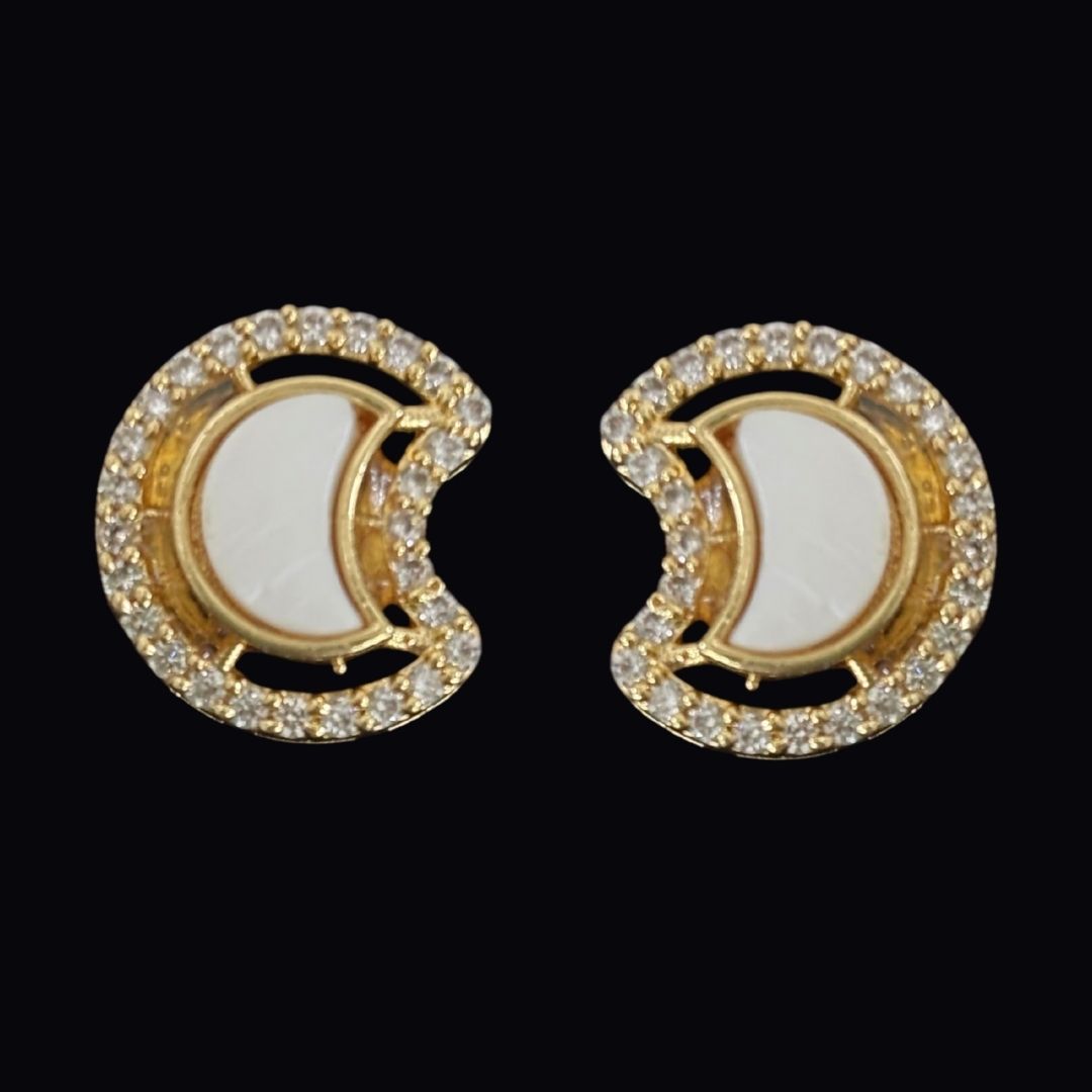 Gold-Plated Rectangular Studs Earrings with Pearl Drop
