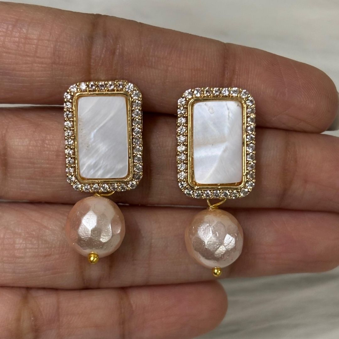 Gold-Plated Rectangular Studs Earrings with Pearl Drop