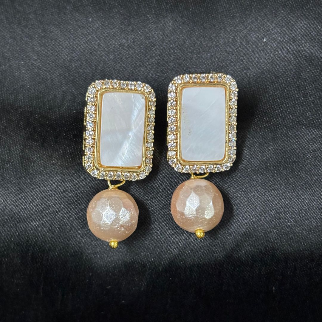 Gold-Plated Rectangular Studs Earrings with Pearl Drop