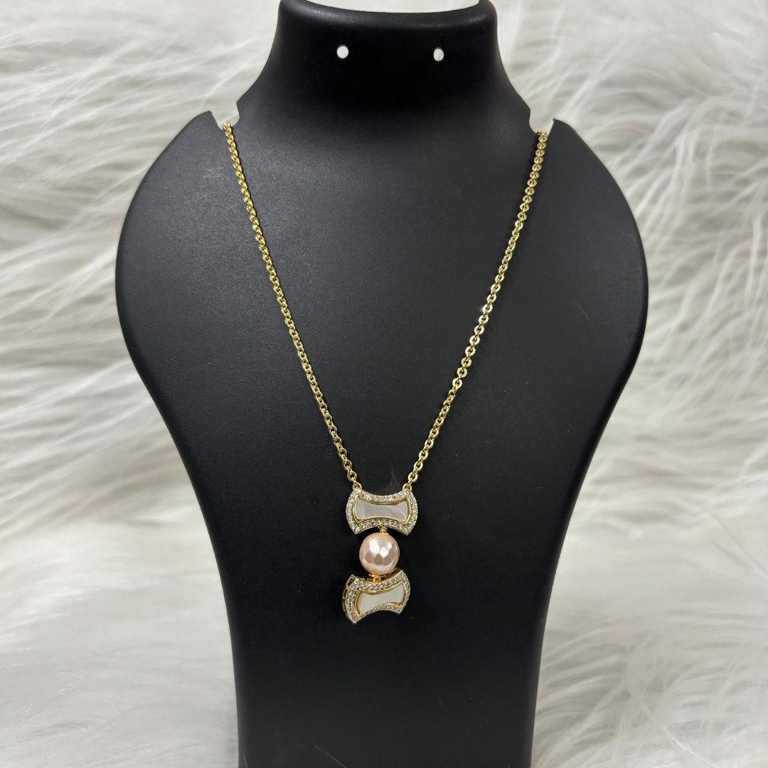 Gold-Plated Pearl & Diamond Statement Chain Pendant (Copy)