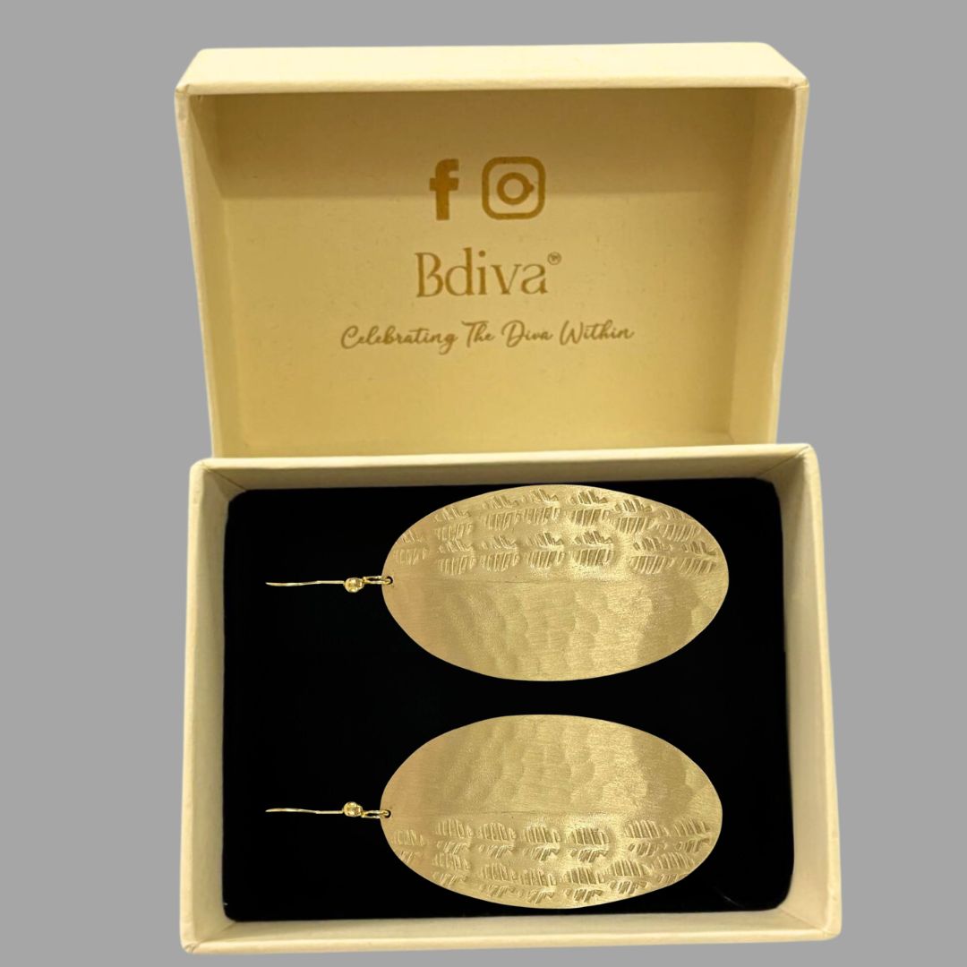 High-Quality Gold-Plated Dangle Earrings with Hook Closure