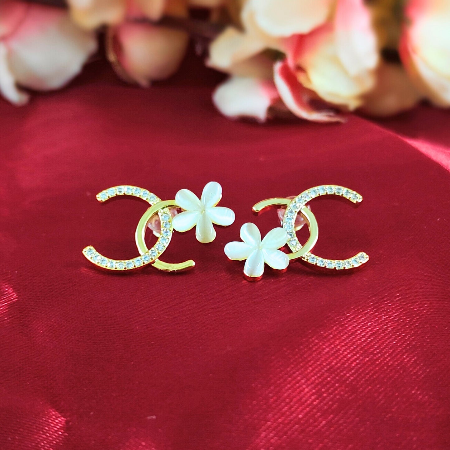 Bdiva 18k Gold Plated Floral Design Stud Earrings