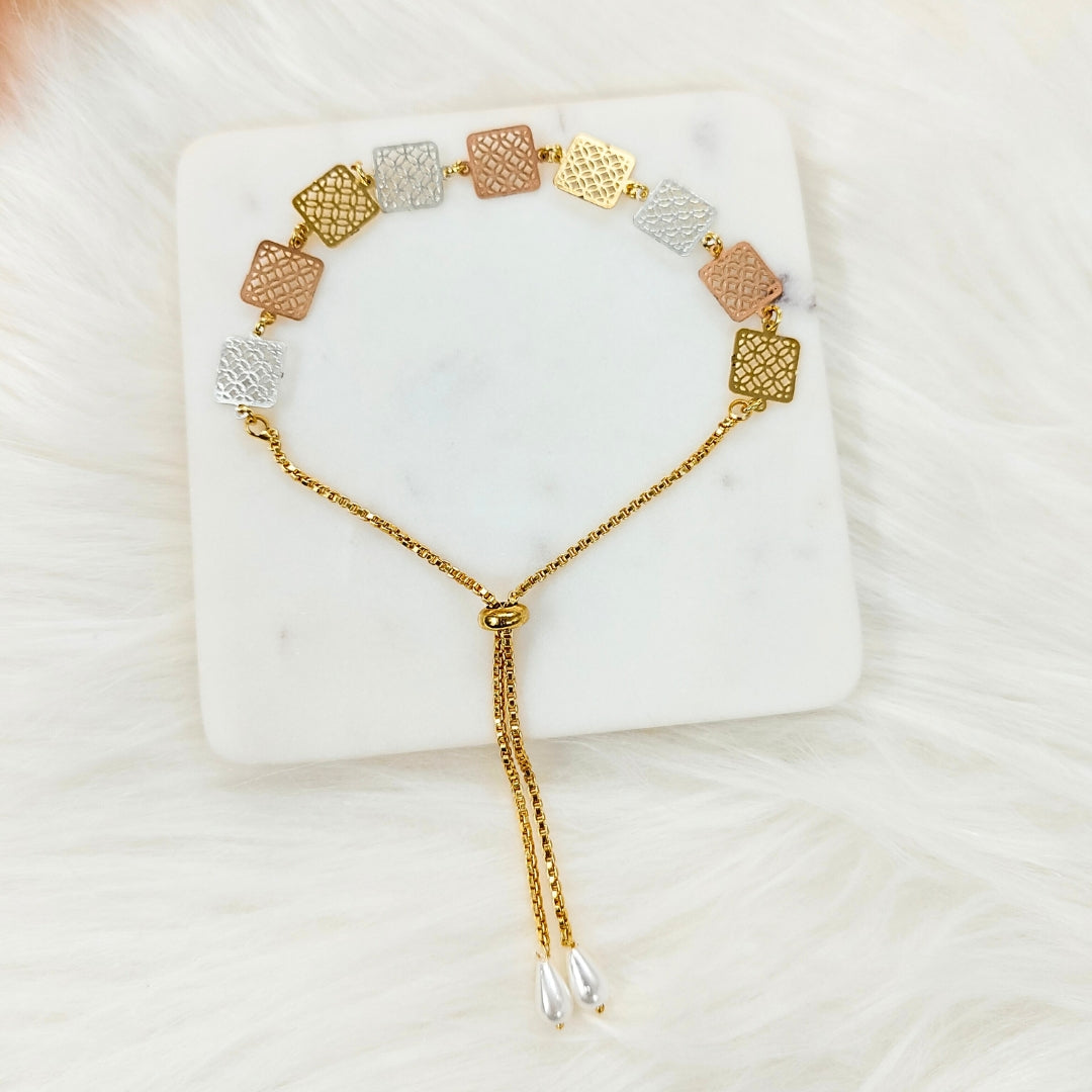 Bdiva 18K Gold Plated Light Weight Square Bracelet