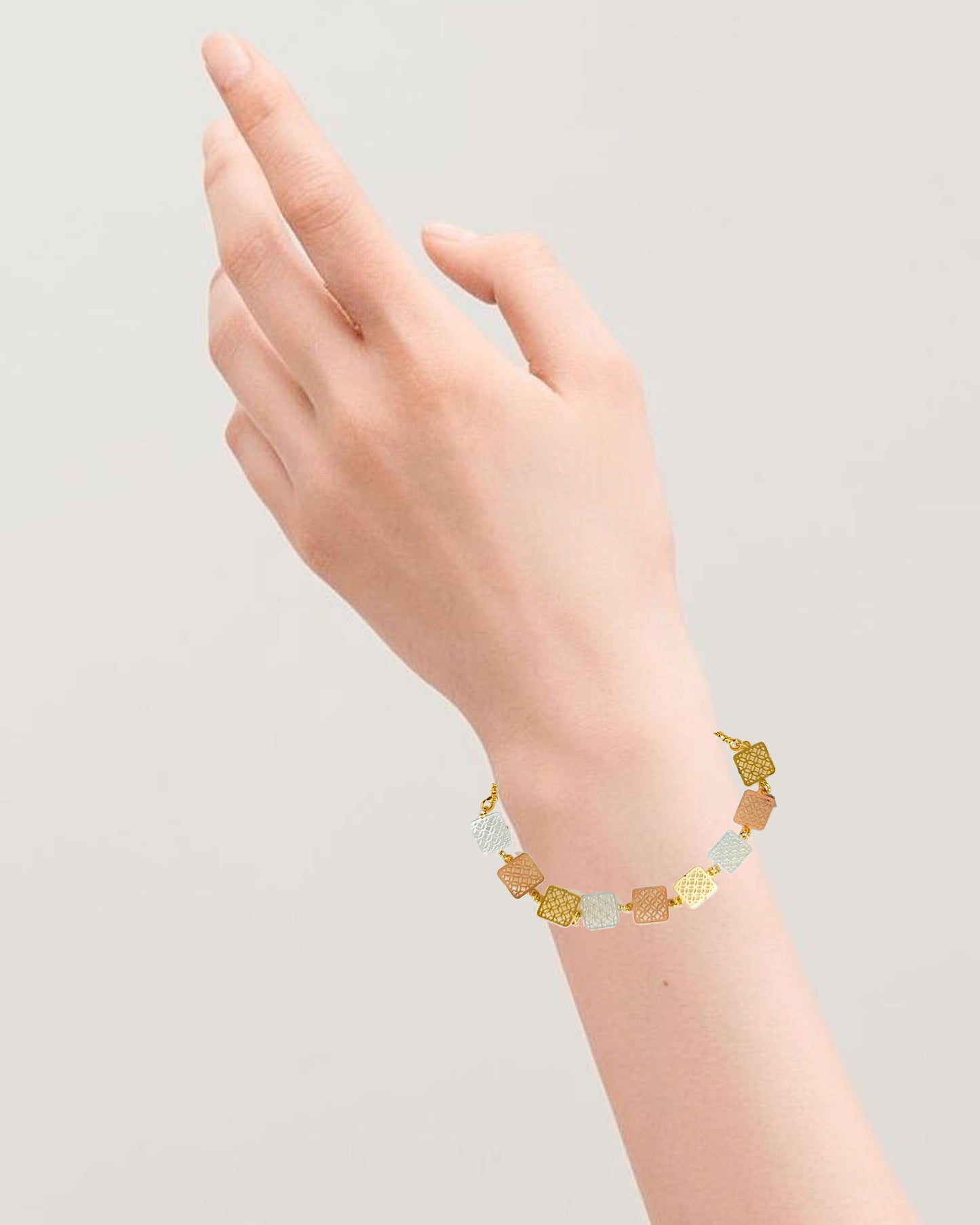Bdiva 18K Gold Plated Light Weight Square Bracelet