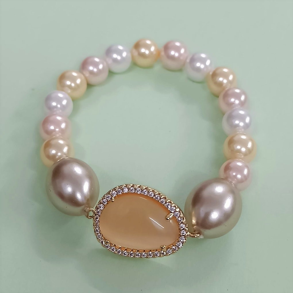 Bdiva Shell Pearl Bracelet with Coral Stone.