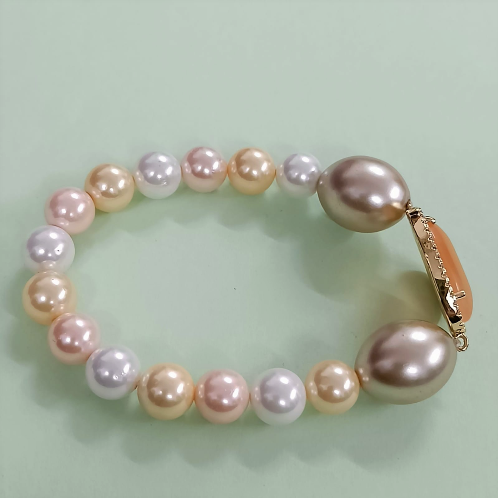 Bdiva Shell Pearl Bracelet with Coral Stone.