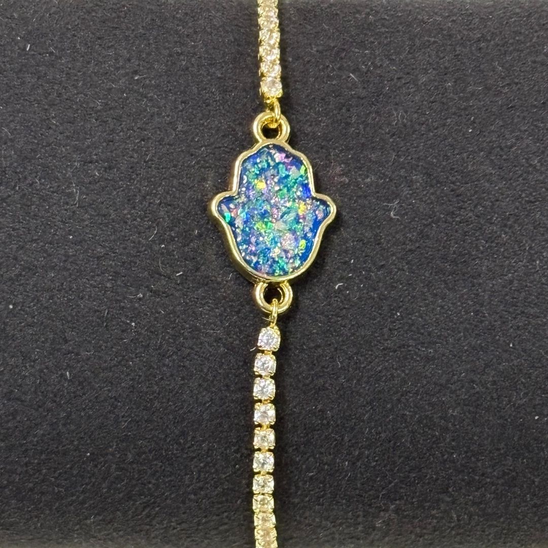 Spark of Protection – Dazzling Gold-Plated Hamsa Bracelet