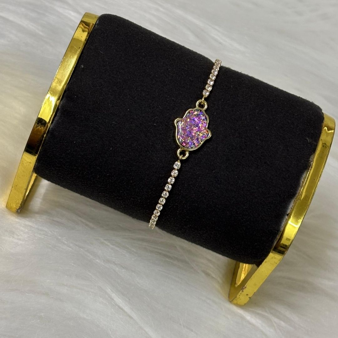 Spark of Protection – Dazzling Gold-Plated Hamsa Bracelet