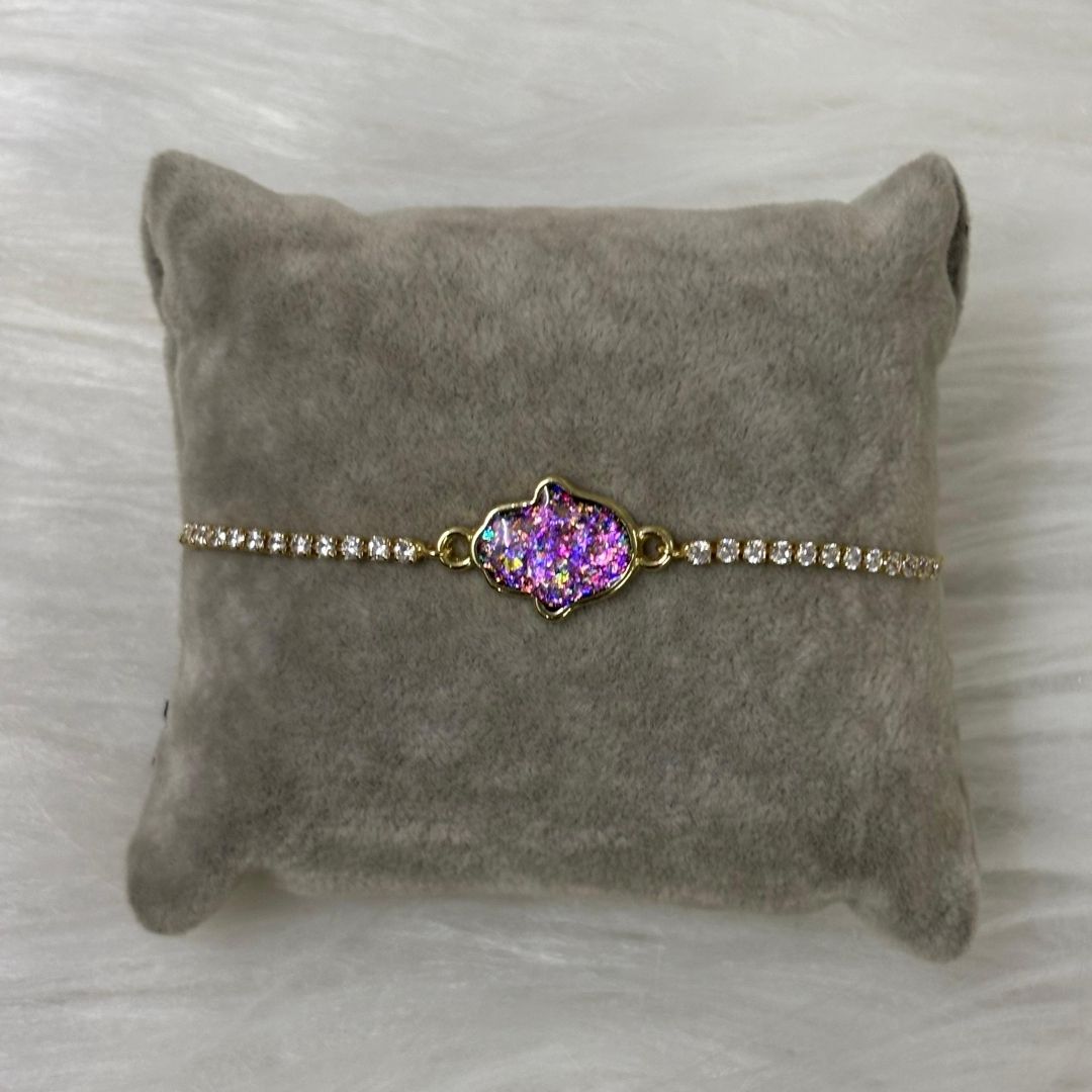 Spark of Protection – Dazzling Gold-Plated Hamsa Bracelet