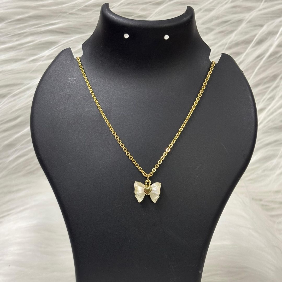 High Quality Gold Plated Ivory Grace Butterfly Chain Pendant
