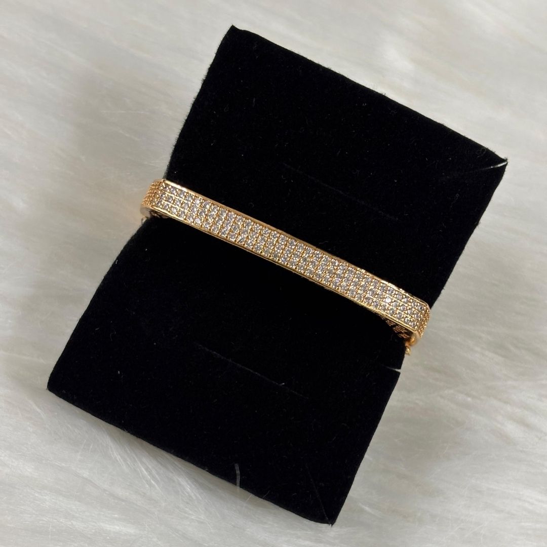 Silver Regal Glam Rose Gold-Plated Square Bangle – Bold, Chic & Timeless