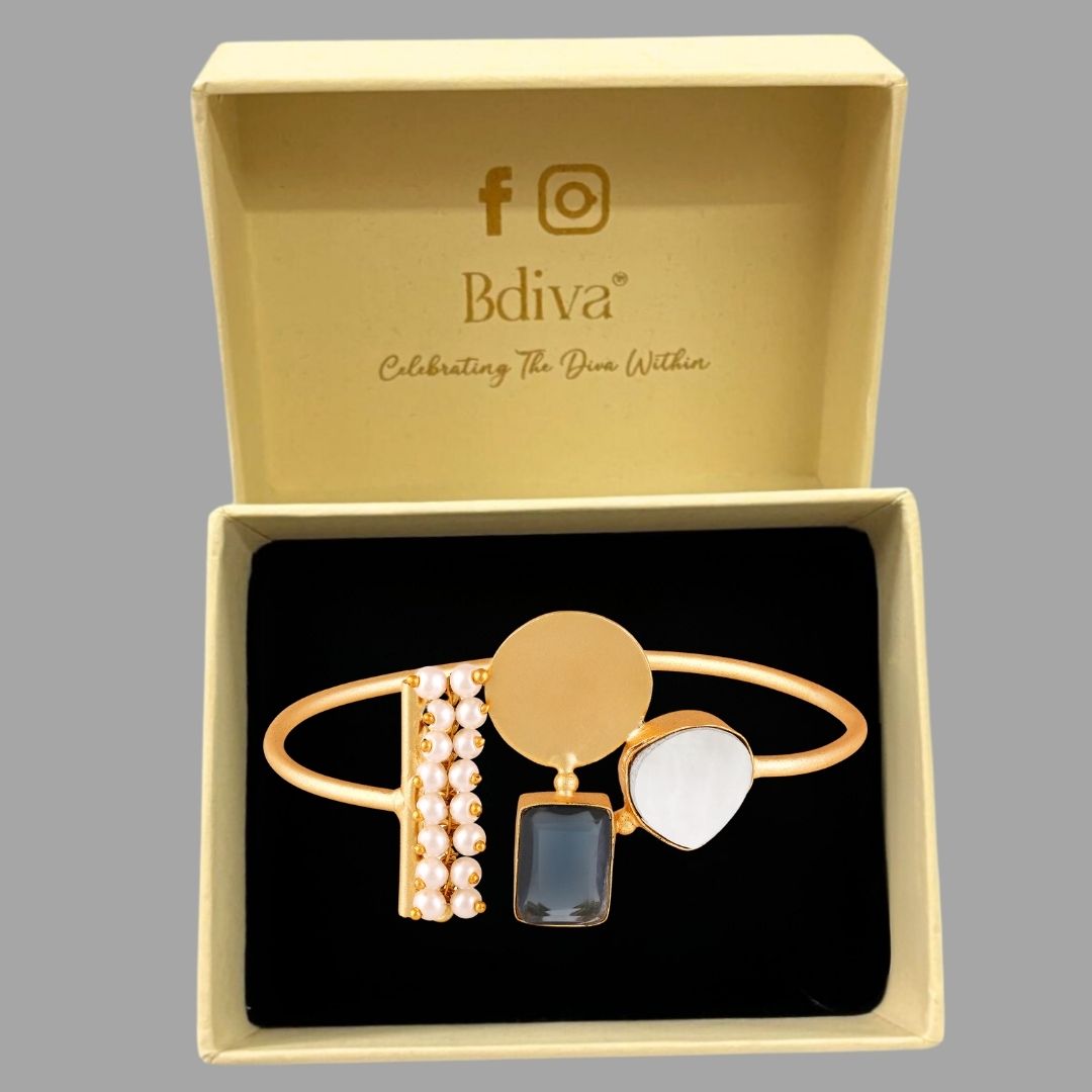 BDiva 18k Gold Plated Artful Geometry Bangle with a Fusion of Bold Modernity and Timeless Sophistication