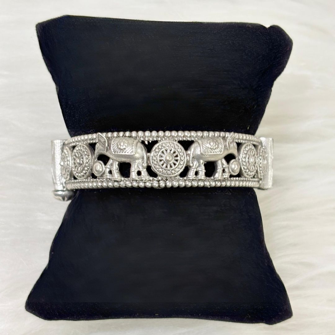 Vintage Elephant Oxidized Antique Statement Bangle