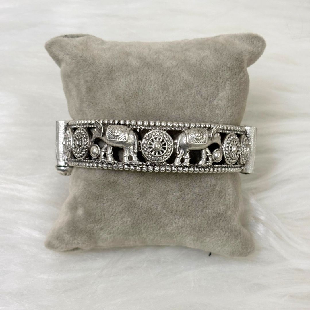 Vintage Elephant Oxidized Antique Statement Bangle