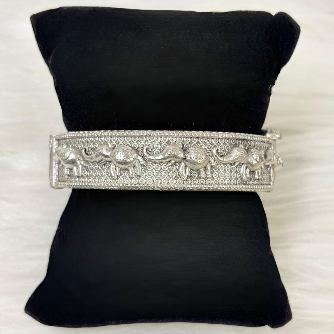 Vintage Elephant Oxidized Antique Statement Bangle