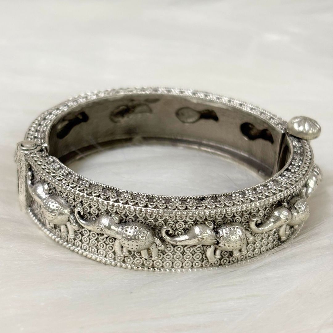 Vintage Elephant Oxidized Antique Statement Bangle