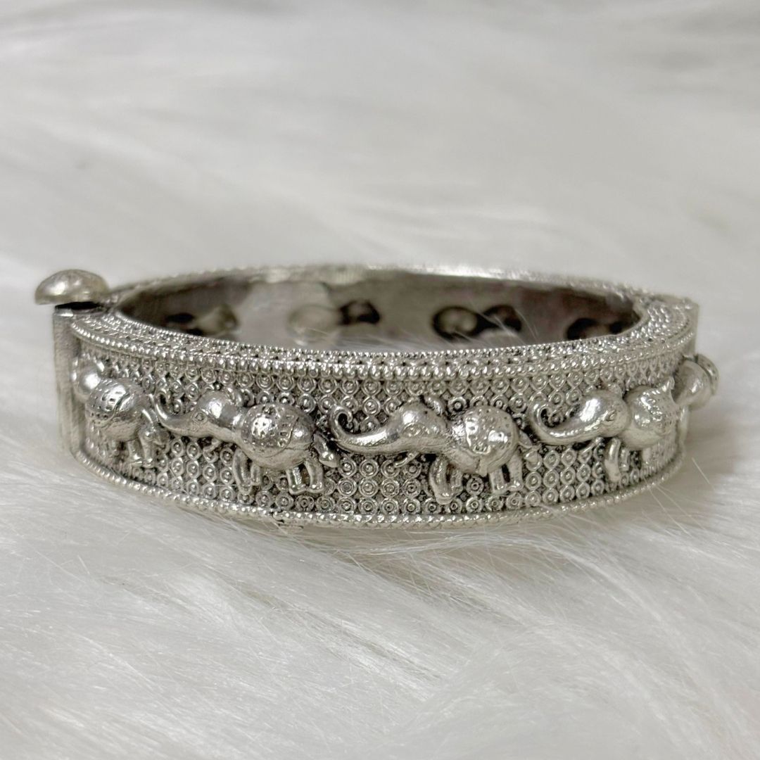Vintage Elephant Oxidized Antique Statement Bangle