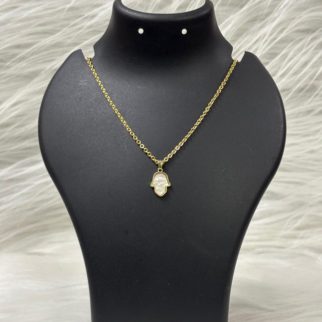 Gold‑Plated Hamsa Pendant Chain with Mother‑of‑Pearl Charm