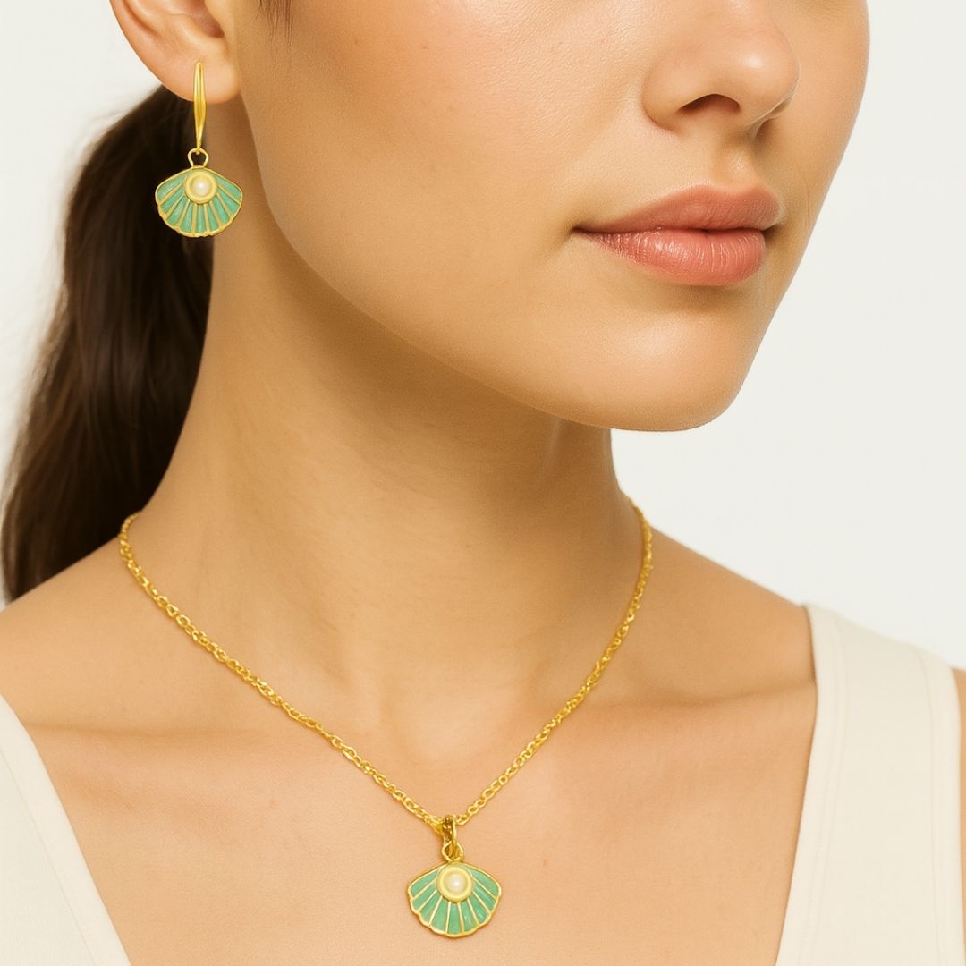 Gold-Plated Coastal Charm Mint Enamel Pearl Set