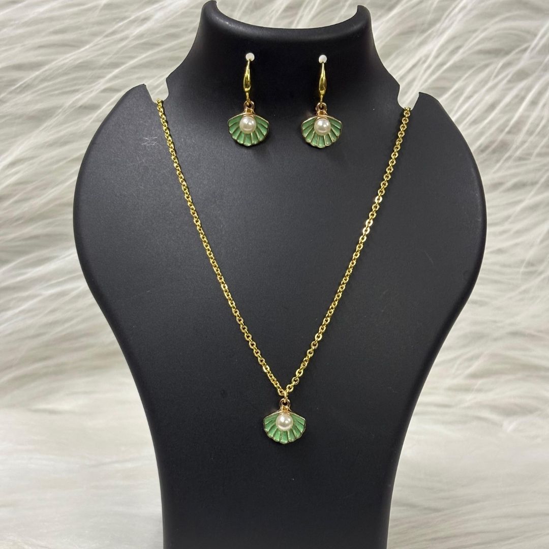 Gold-Plated Coastal Charm Mint Enamel Pearl Set