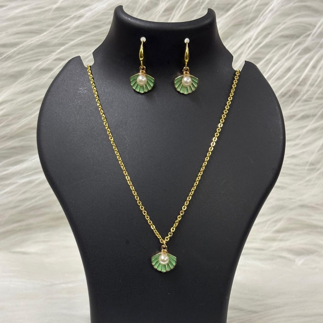 Gold-Plated Coastal Charm Mint Enamel Pearl Set