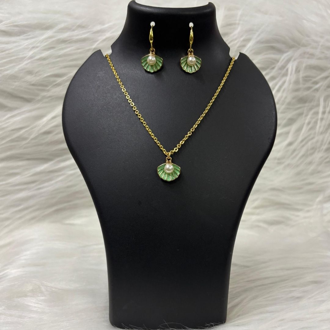 Gold-Plated Coastal Charm Mint Enamel Pearl Set