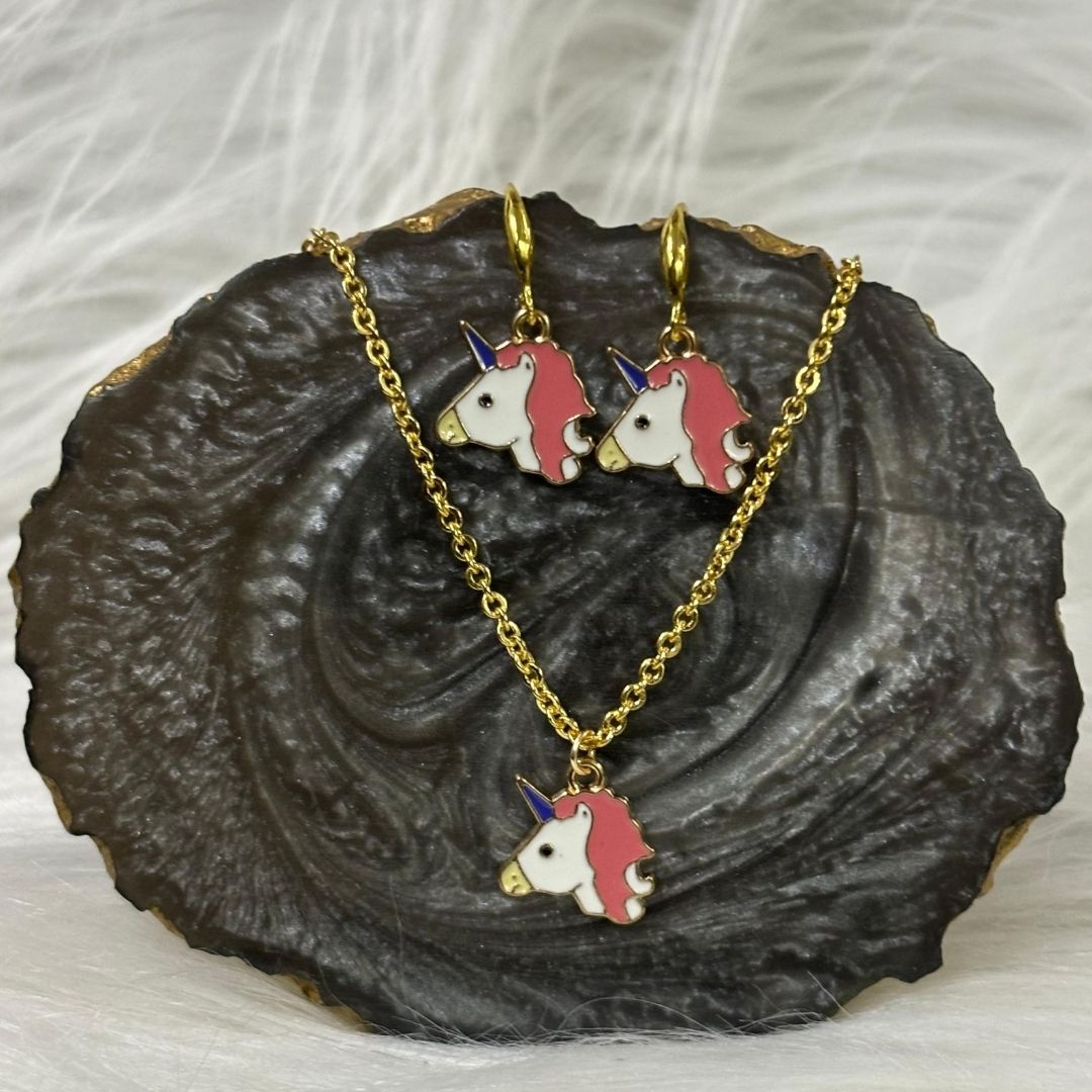 Gold-Plated Unicorn Pendant Set