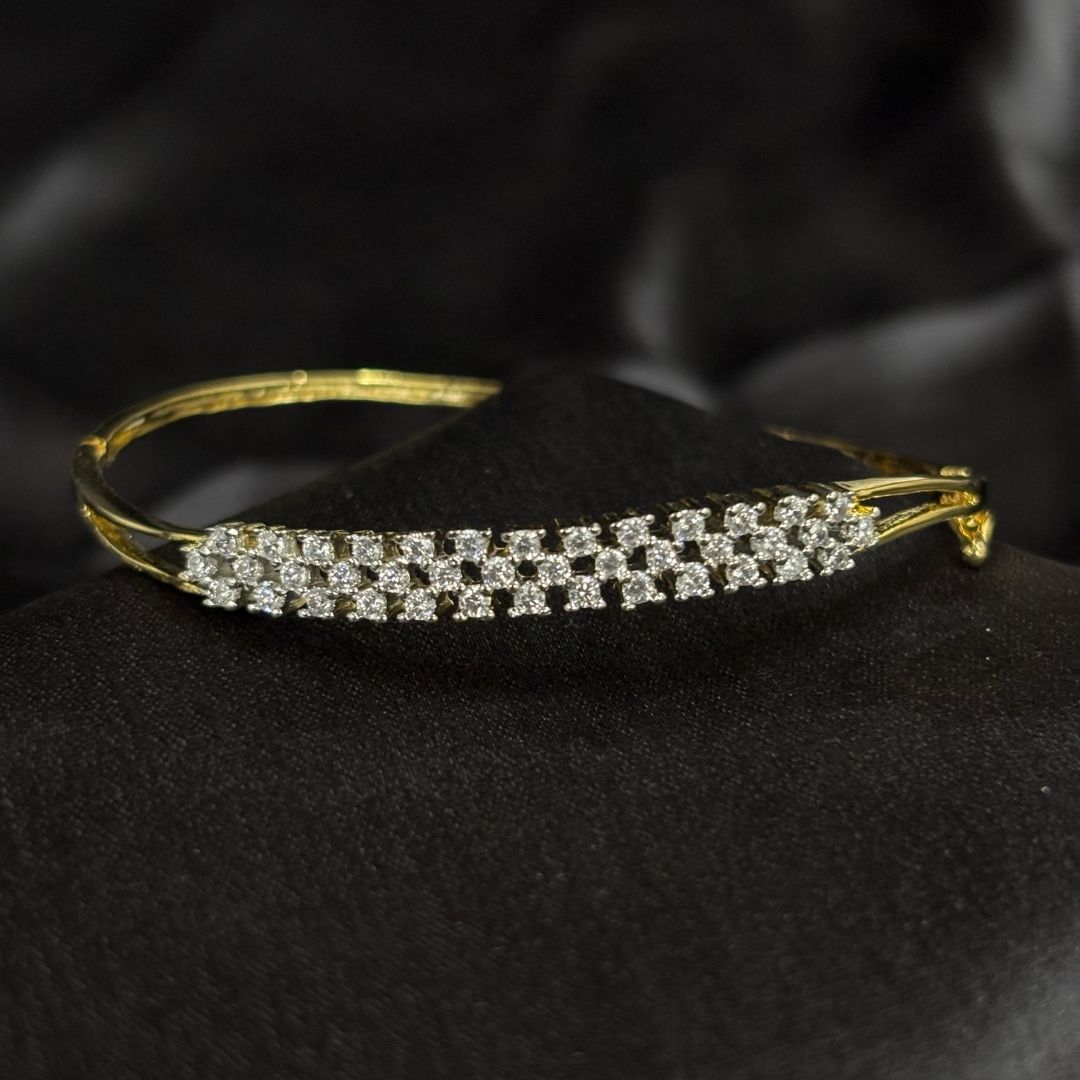 BDiva 18K Gold Plated Cubic Zircon Stunning Design Bracelet for Women