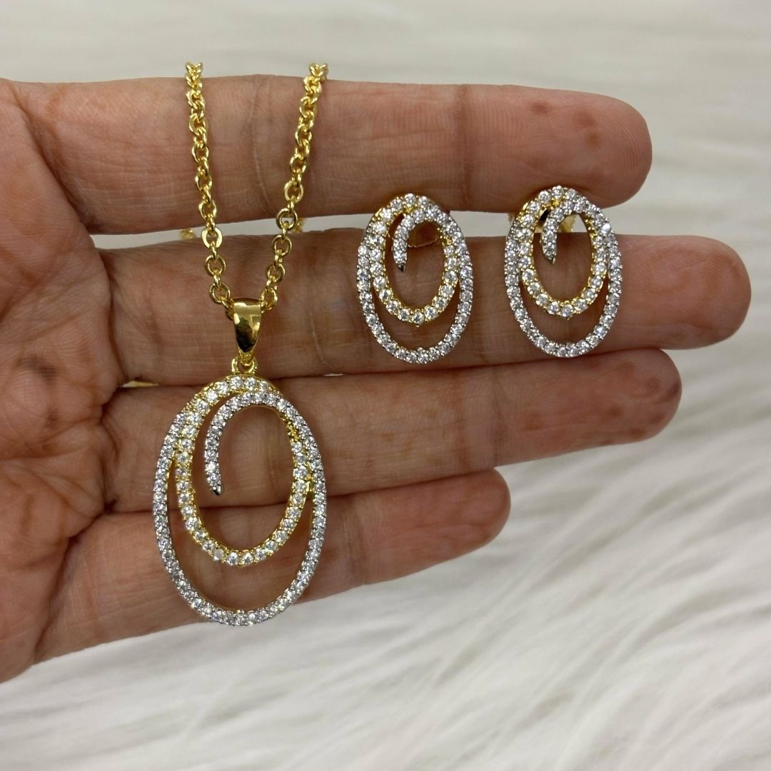 Gold-Plated Oval Solitaire Pendant & Earrings Set – Classic Elegance, Timeless Sparkle