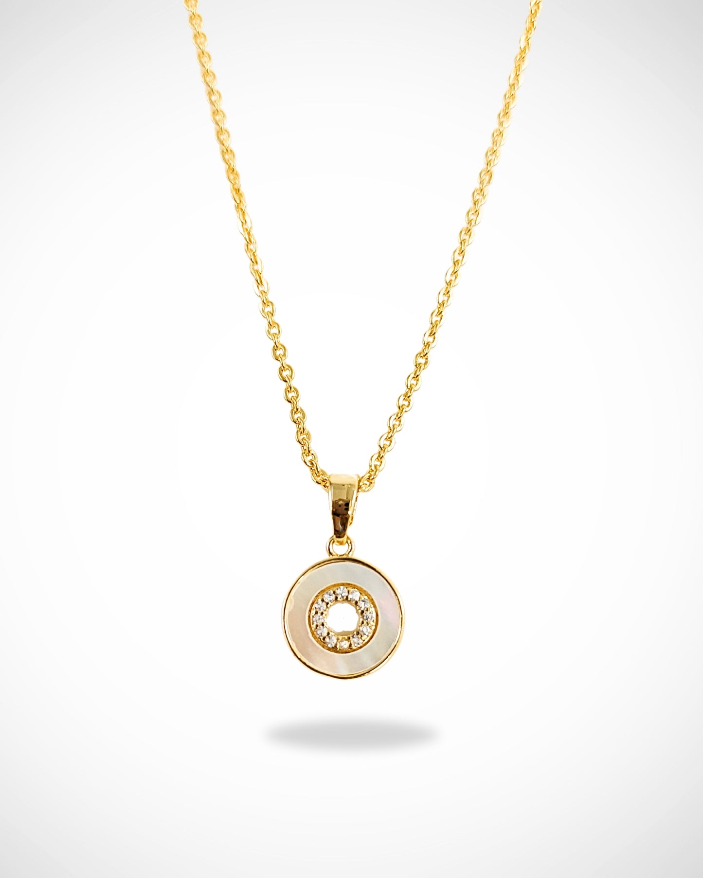 Bdiva 18k Gold Plated Mother of Pearl Round Chain Necklace