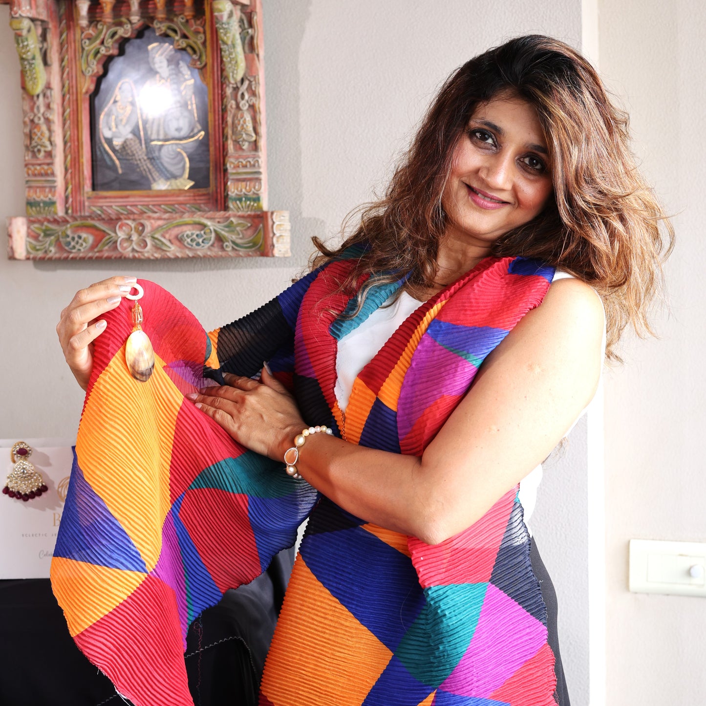 Bdiva Handmade Colour Blocked Scarf with Shell Pearl Pendant.