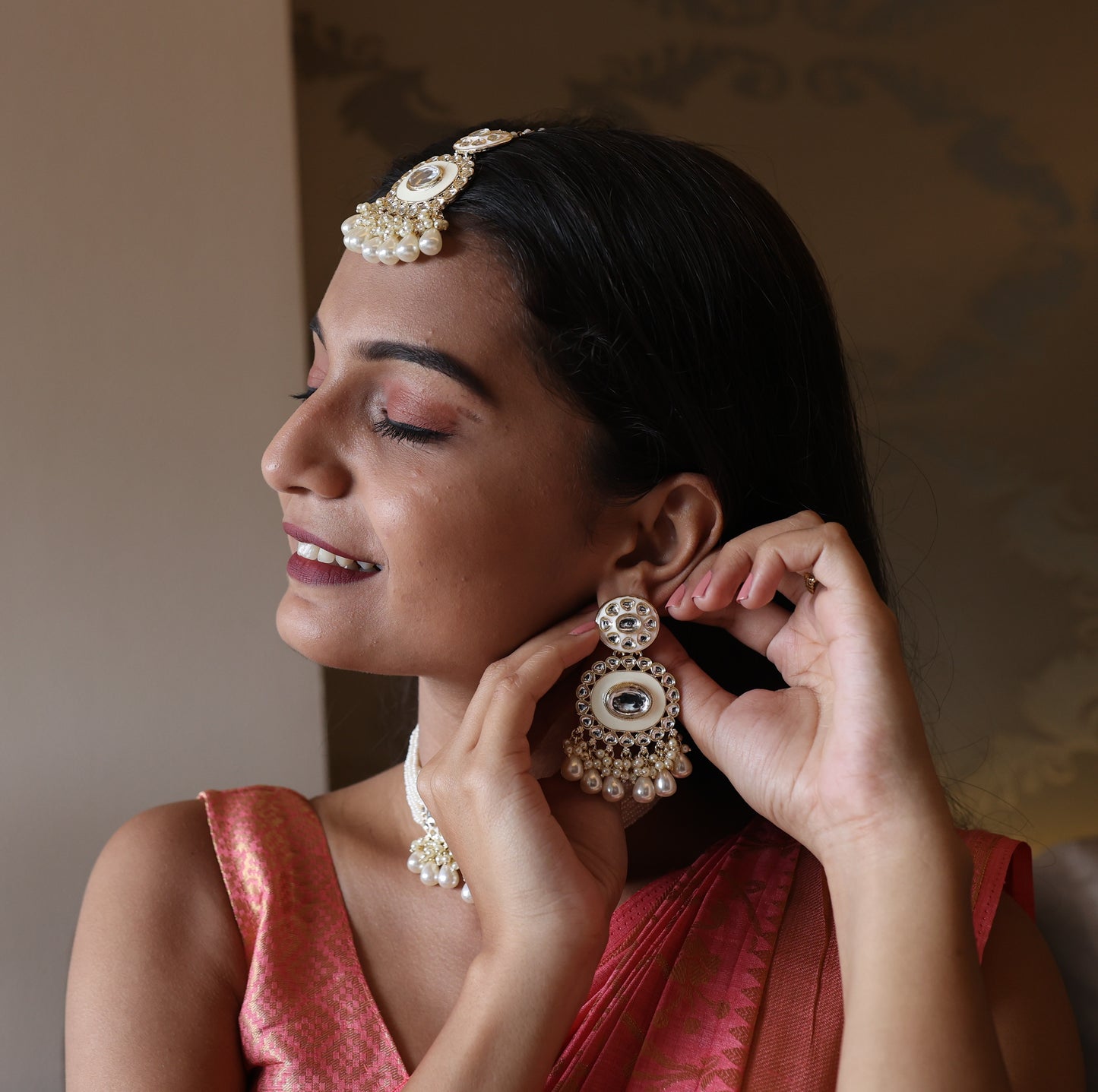 Bdiva 18K Gold Plated Kundan Semi Cultured White Pearl Choker with Maangtika.