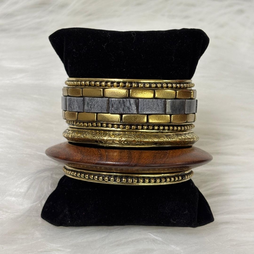 Gold Plated Stone Chips Regal Charm Set of Bangles