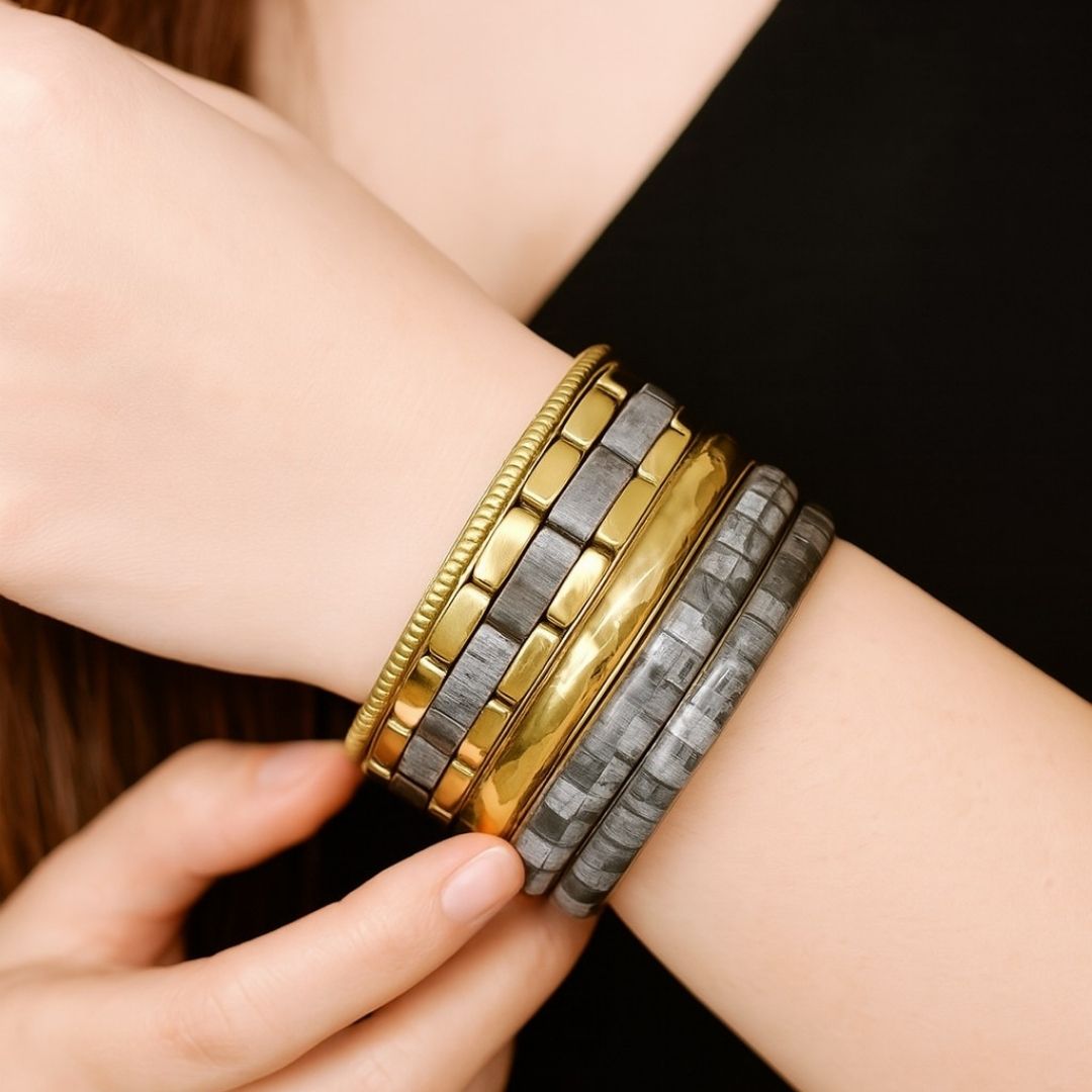 Gold Plated Stone Chips Regal Charm Set of Bangles