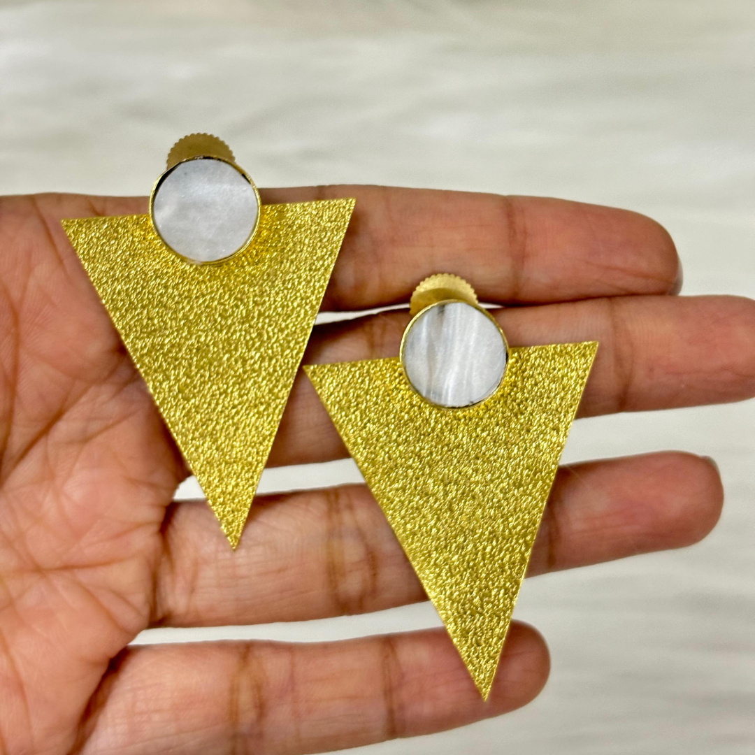 BDiva18k Gold Plated Mother Of Pearl Geometric Gold Statement Earrings