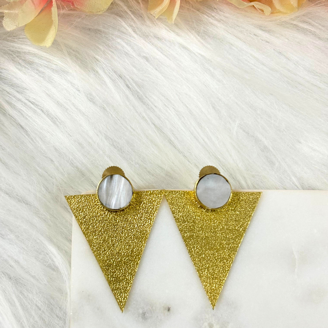 BDiva18k Gold Plated Mother Of Pearl Geometric Gold Statement Earrings