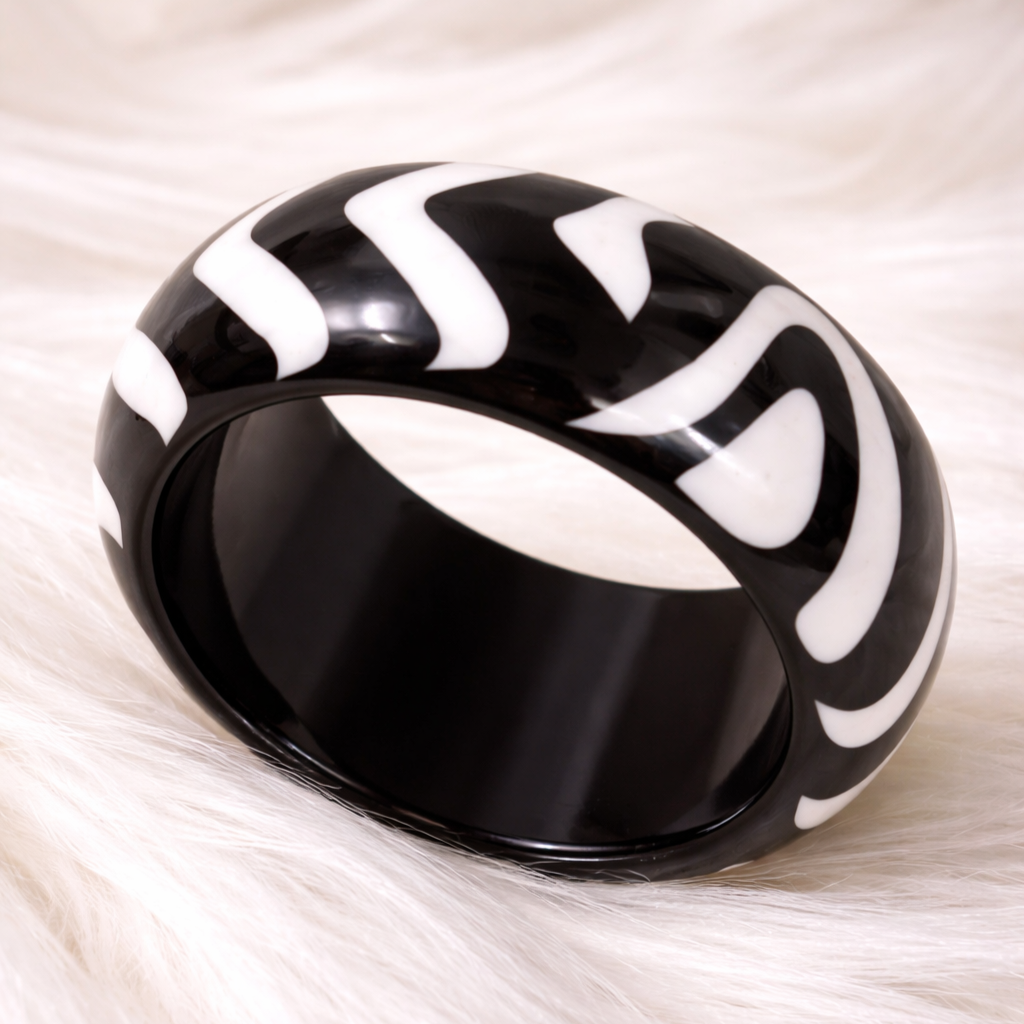 Zebra Stripe Resin Bangle