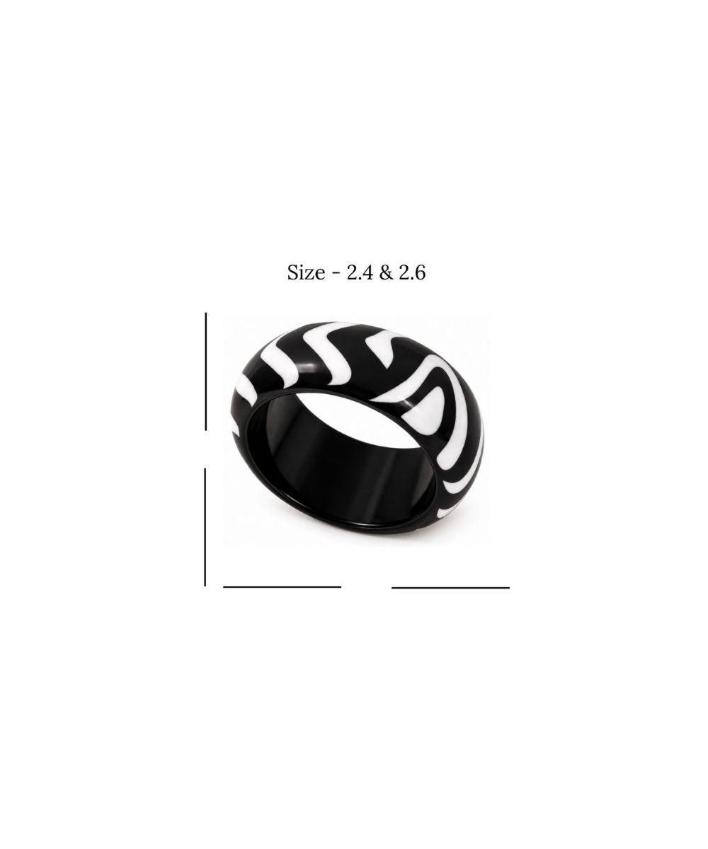 Zebra Stripe Resin Bangle