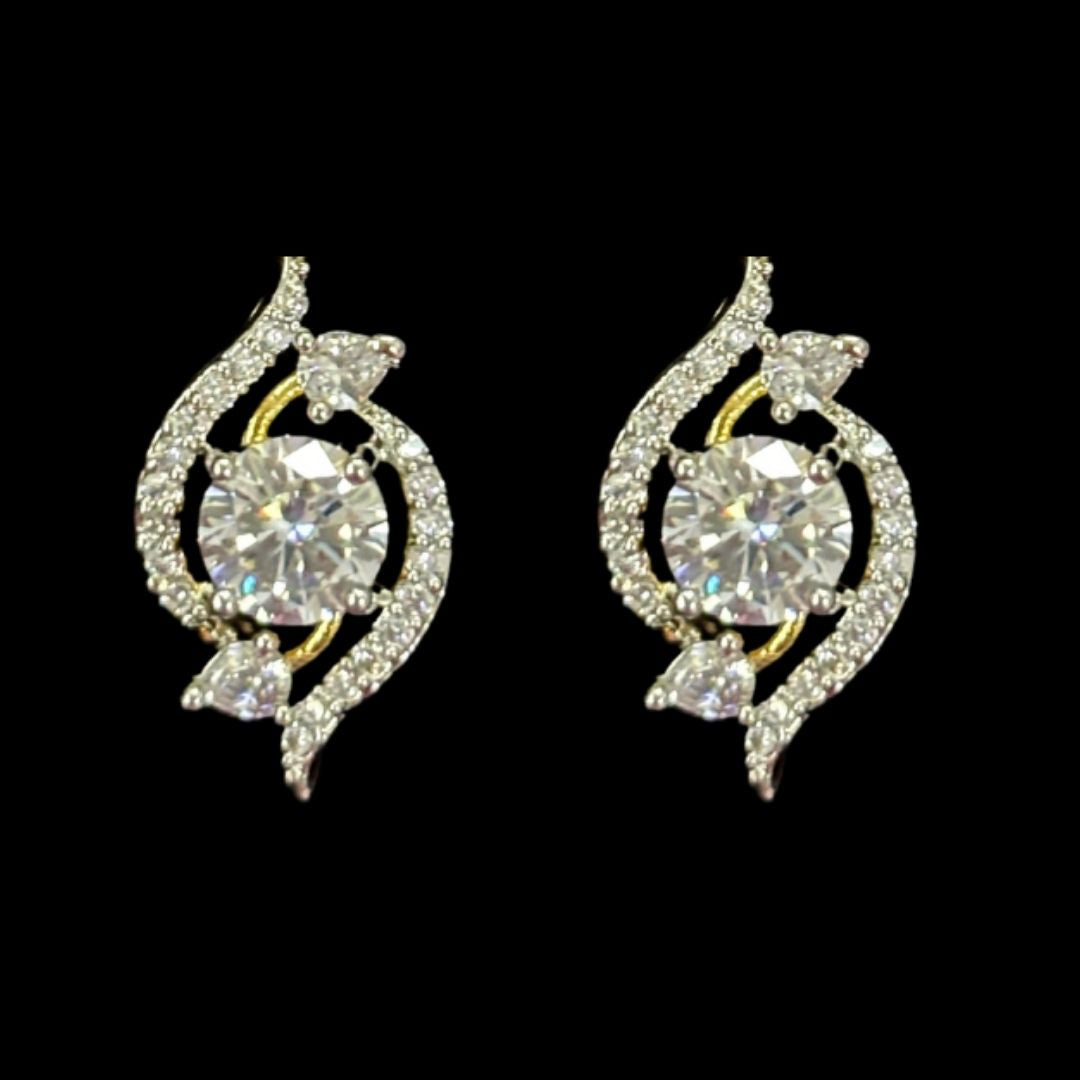 Gold Plated Bloom Solitaire Pendant & Earrings Set – Graceful, Elegant & Timeless