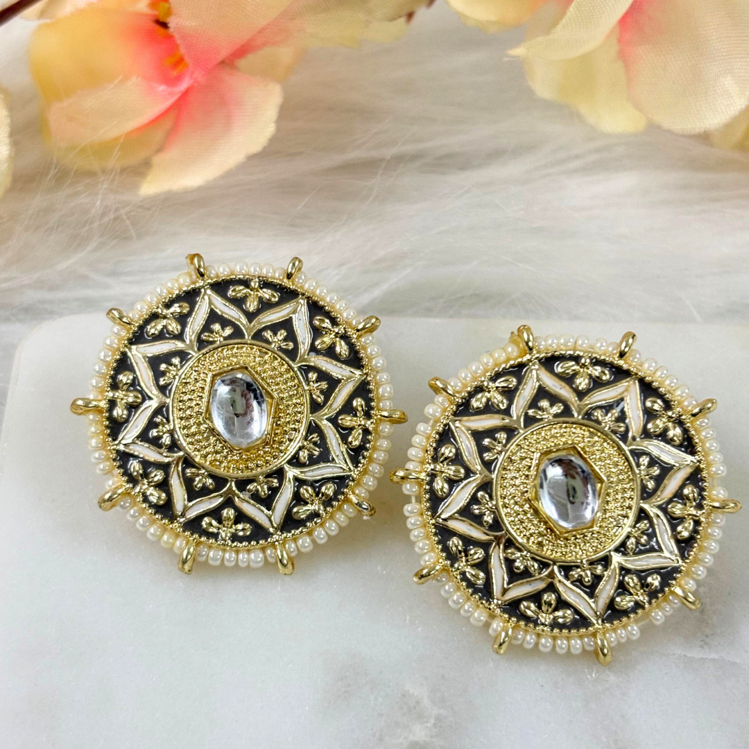 BDiva Antique Kundan Embellished Round Stud 18k Gold Plated Earrings