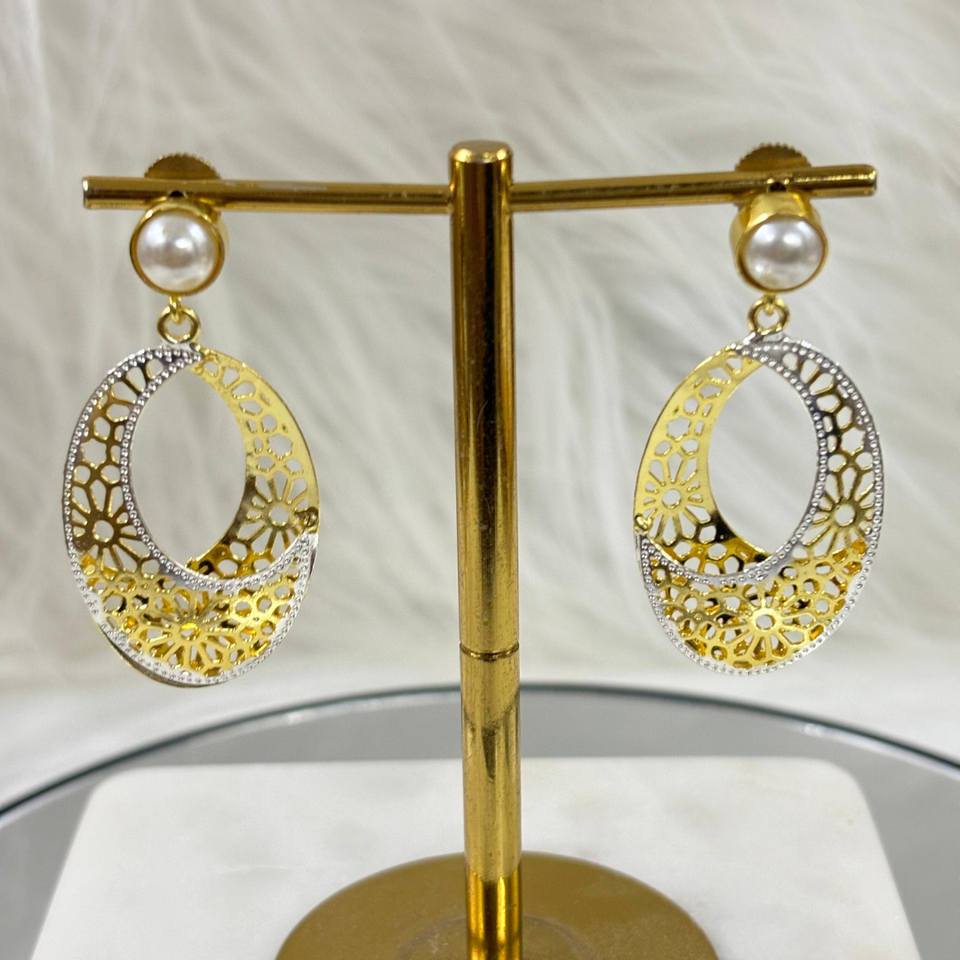 Bdiva Lightweight Dual-Tone Filigree Crescent Earrings with Elegance & Modern Glamour