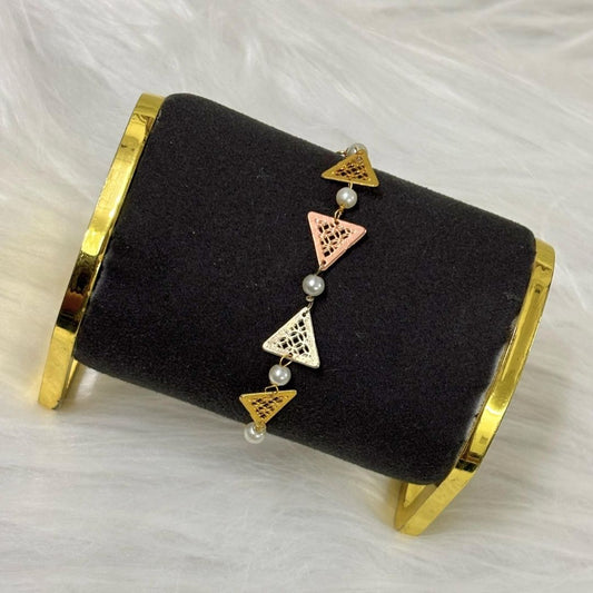Bdiva 18K Gold Plated Light Weight Triangle Bracelet