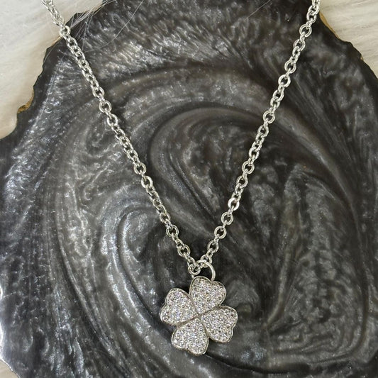 High Quality Rhodium Plated Cubic Zirconia Floral Pendant