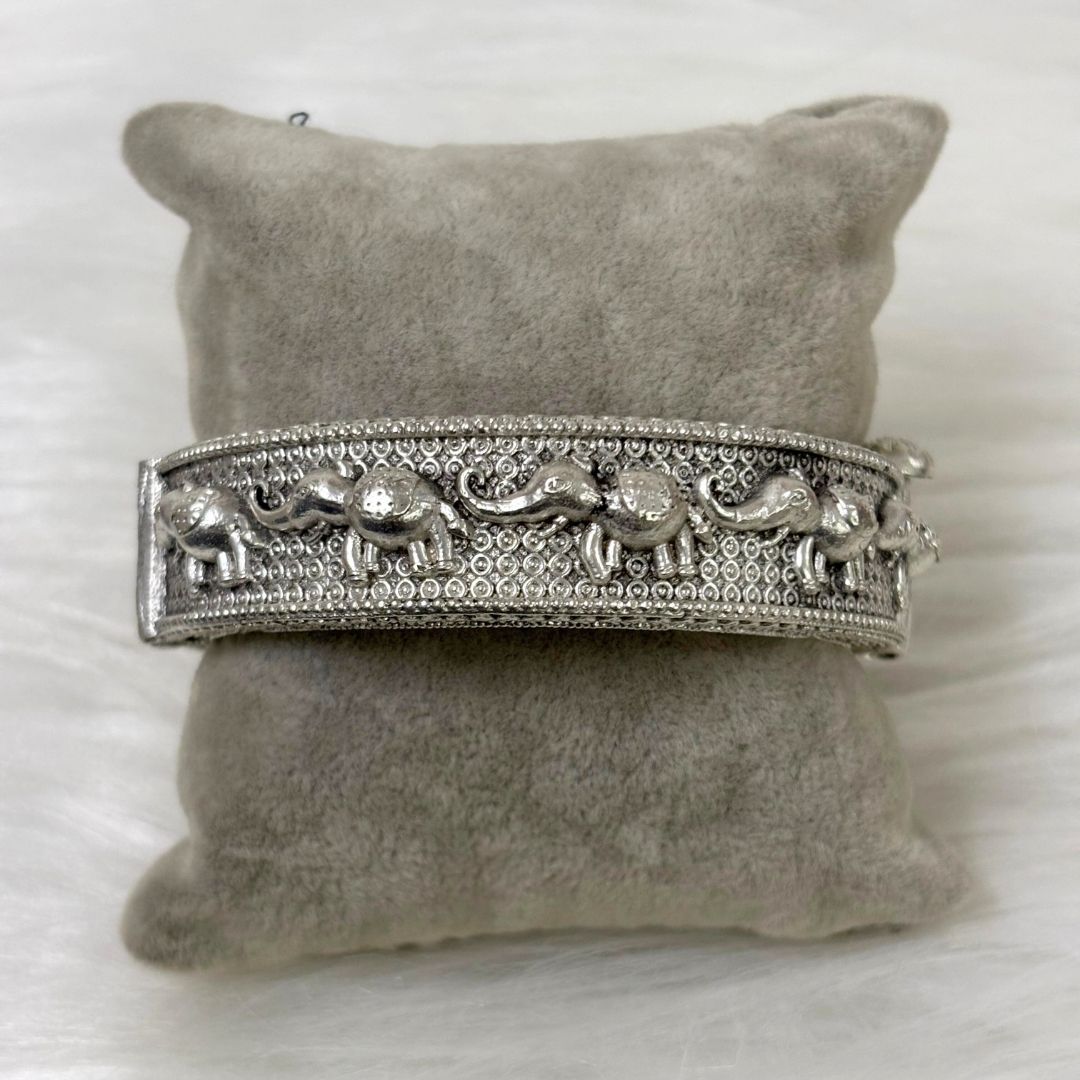 Vintage Elephant Oxidized Antique Statement Bangle
