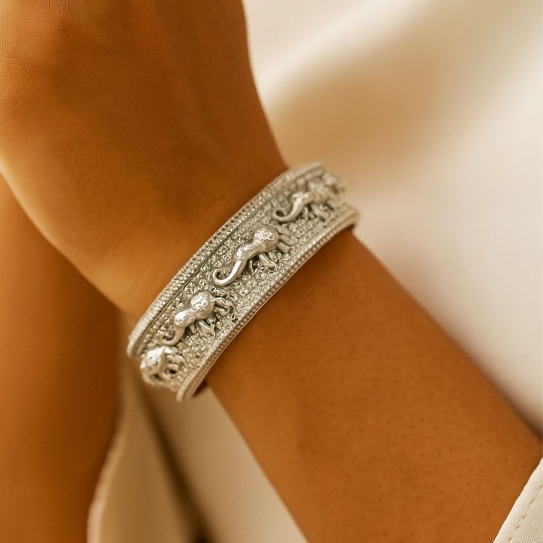 Vintage Elephant Oxidized Antique Statement Bangle