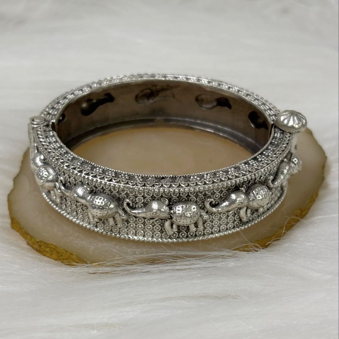 Vintage Elephant Oxidized Antique Statement Bangle