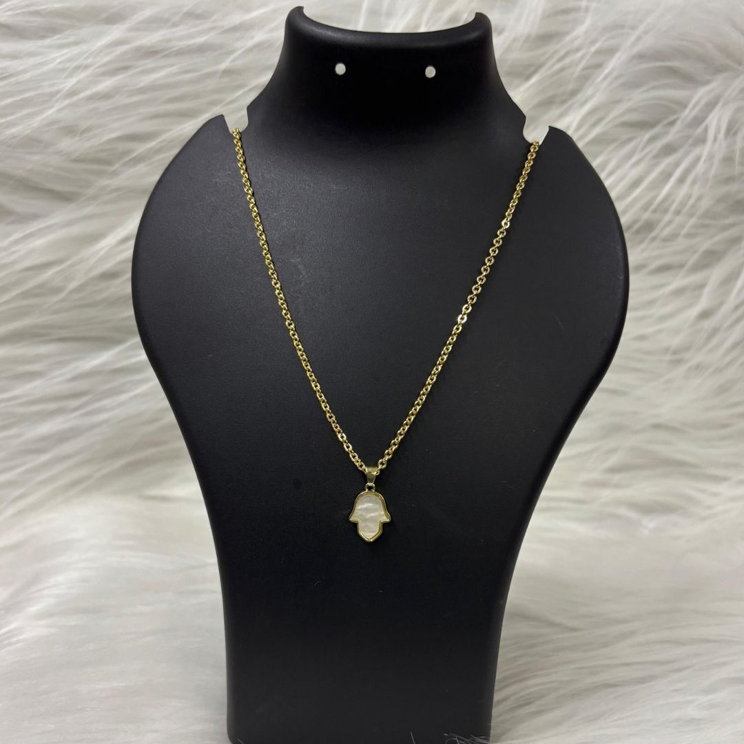 Gold‑Plated Hamsa Pendant Chain with Mother‑of‑Pearl Charm