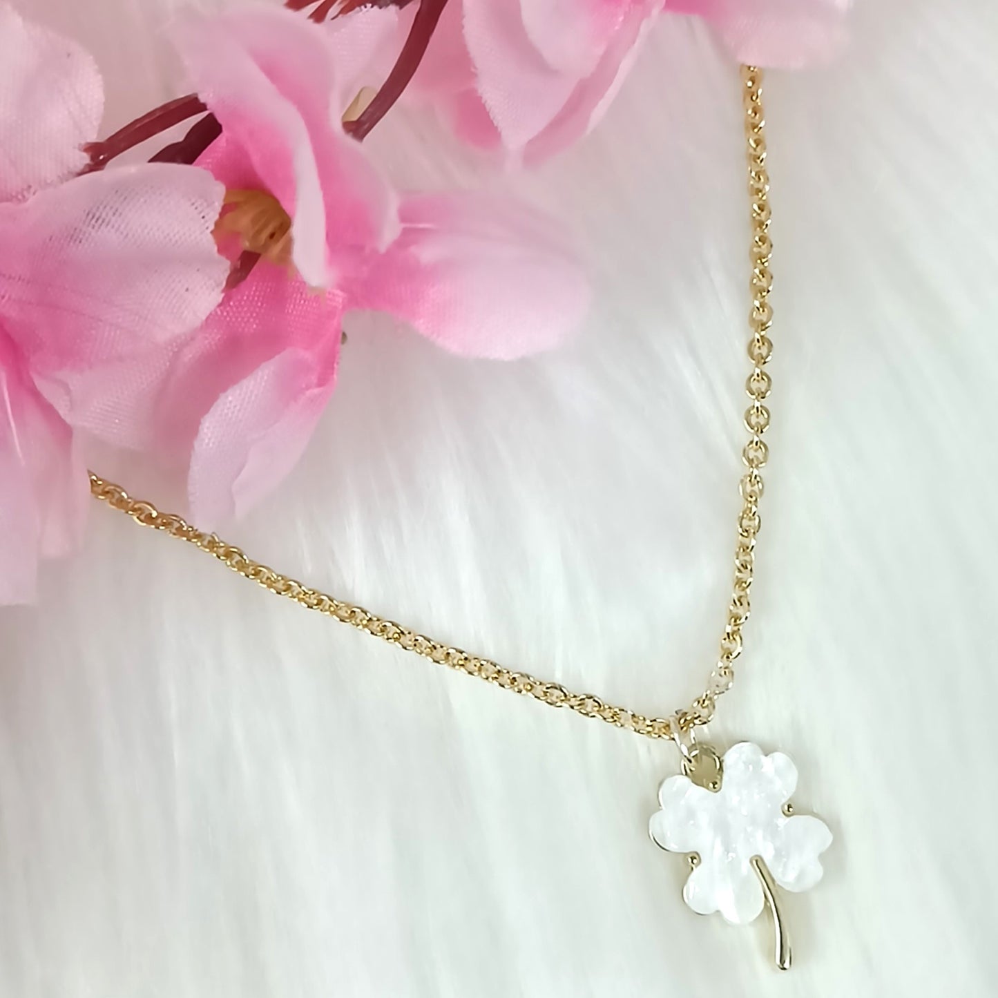 Bdiva 18k Handmade Gold Plated Enemeled Flower Pendant Chain