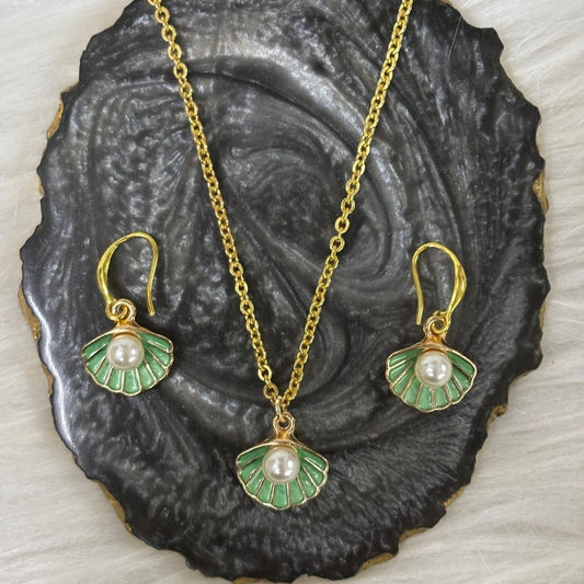 Gold-Plated Coastal Charm Mint Enamel Pearl Set