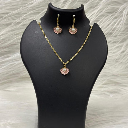 Gold Plated Pink Pearl Pendant Set